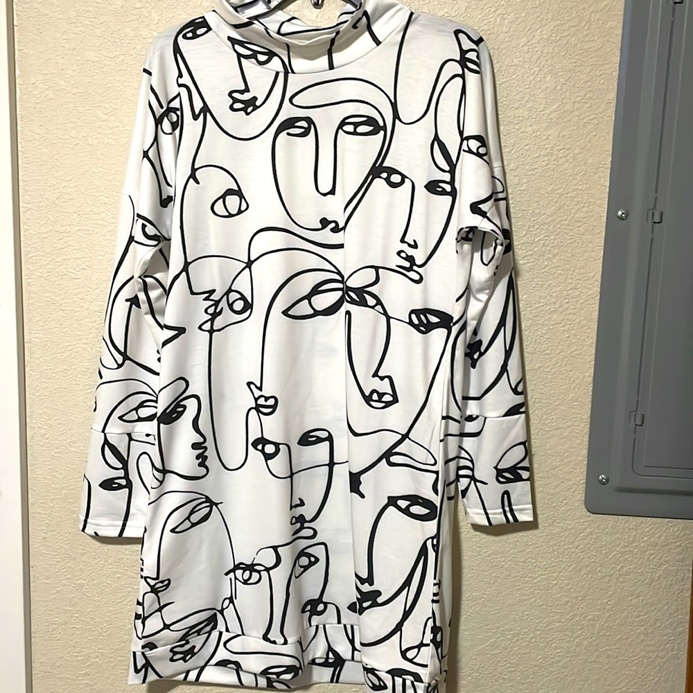 Graphic Face print dress